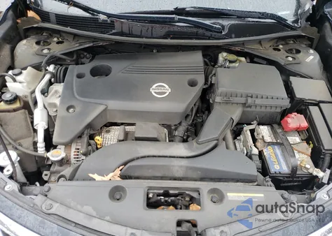 2015 Nissan Altima 2.5 из США, поврежденный, VIN 1N4AL3AP4FN894143